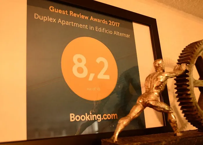 Duplex In Edificio Altemar דירה *